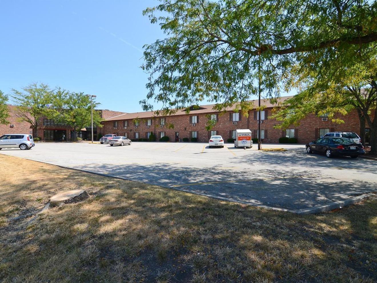 Clarion Pointe Bloomington-Normal Near I-55 And University Exterior photo